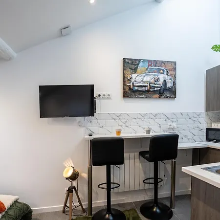 Le Petit Pierre A 5 Min De La Gare Insolites Apartamento Nancy