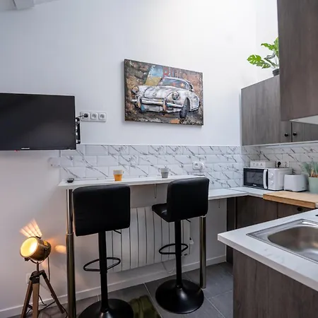 Le Petit Pierre A 5 Min De La Gare Insolites * Nancy