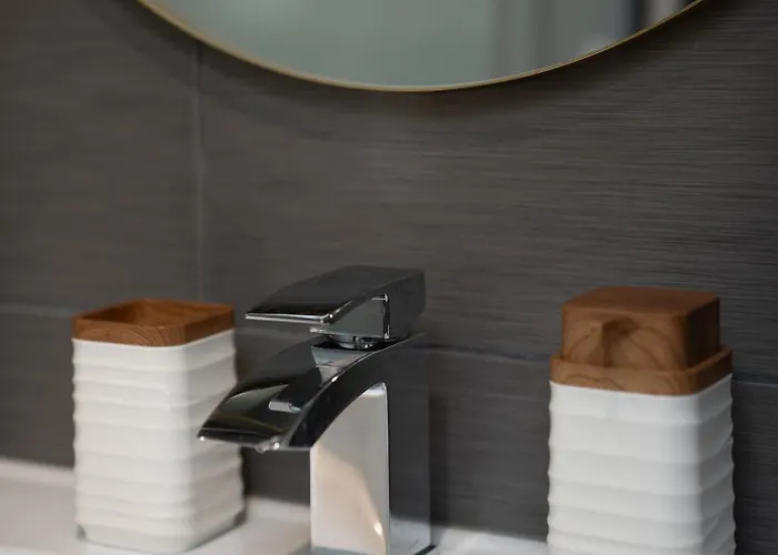 Le Petit Pierre A 5 Min De La Gare Insolites * Nancy